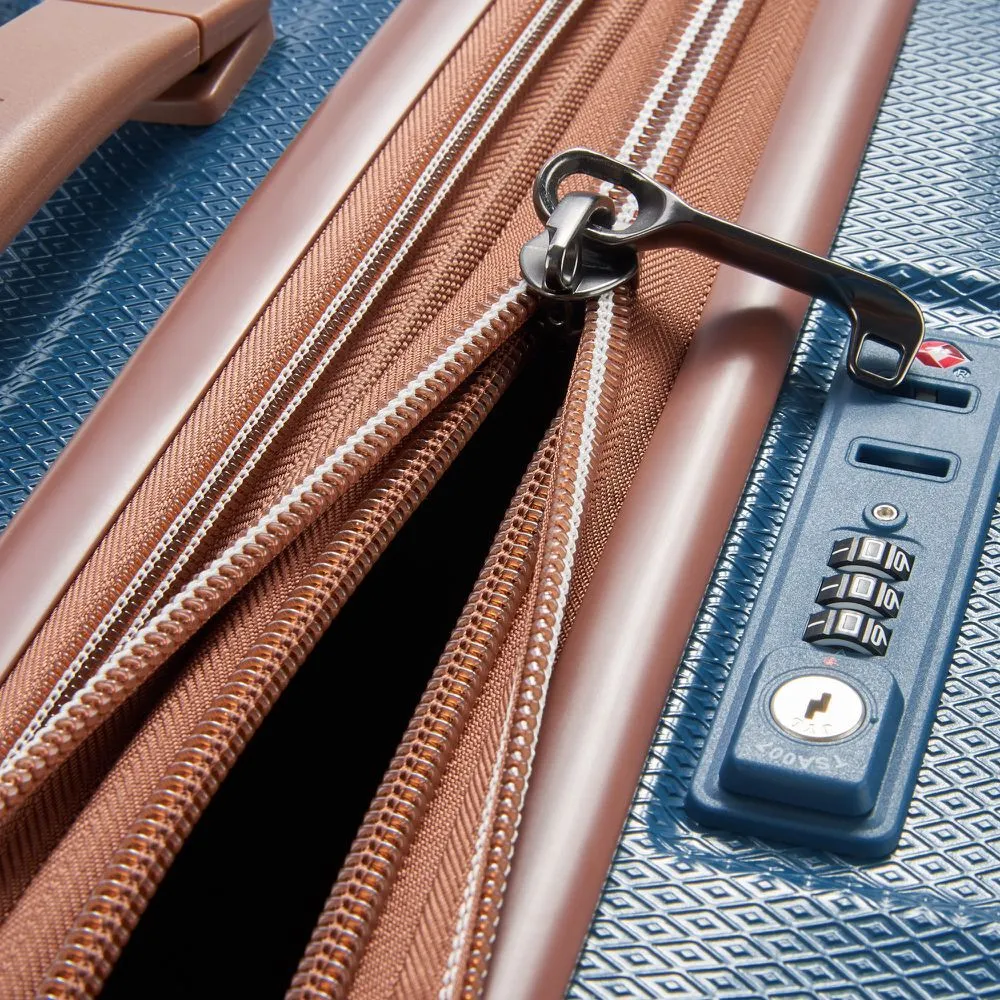 Delsey St. Tropez 28" Exp Spinner Luggage
